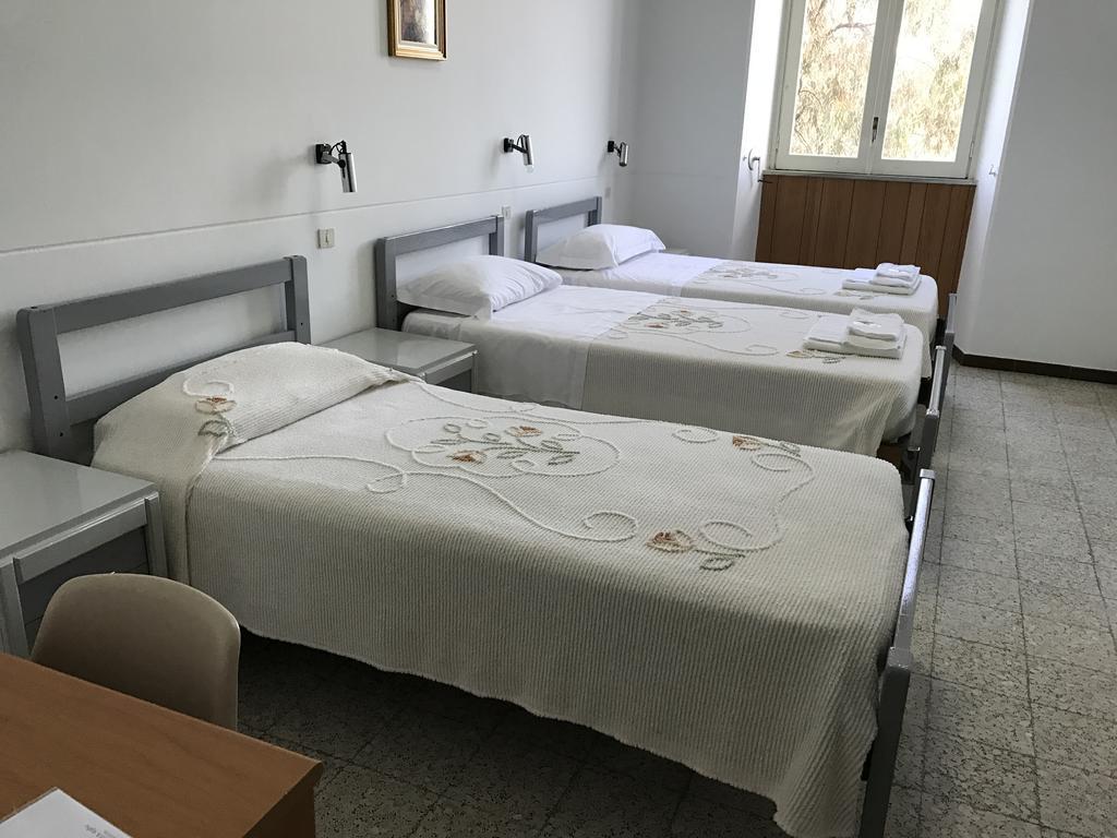 Casa San Tommaso Hotell Linguaglossa Rum bild